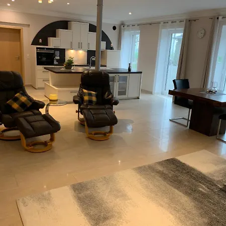 Gaestezimmer & Pensión